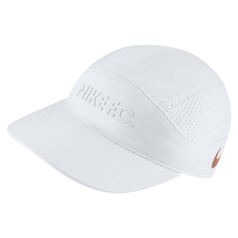 Бейсболка Nike FC Tlwd Cap Aero BV3805-100