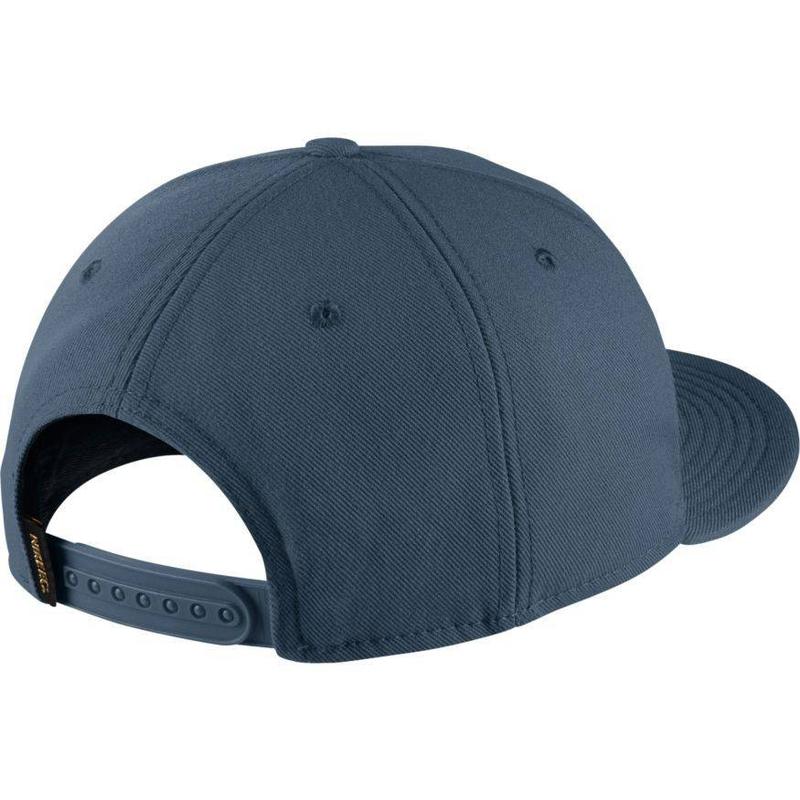 Бейсболка Nike FC True Snapback 728922-464